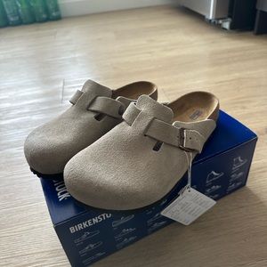 Birkenstock Boston Soft Footbed Clogs- Size 38/Size 7-7.5